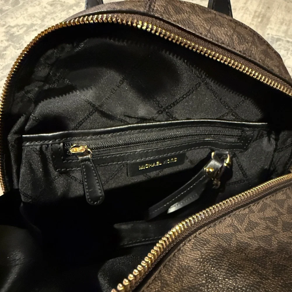 Michael Kors Rhea Backpack - Picture 5 of 8